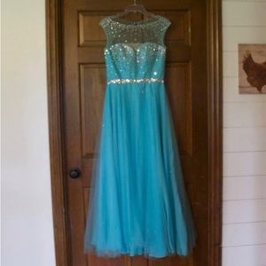 Prom dress